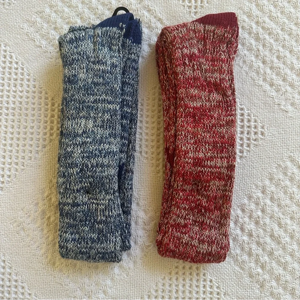 Ariat Knee High Cowboy Boot Socks-2 Pack-Tango Red, Capt’s Blue Chunky Knit